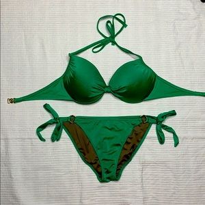 Victoria’s Secret Bikini (top 34DD bottom medium)